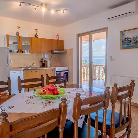 Irini Apartament