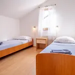 Irini * Njivice