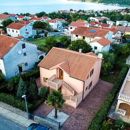 Irini Apartment