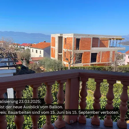 Irini Apartment Njivice