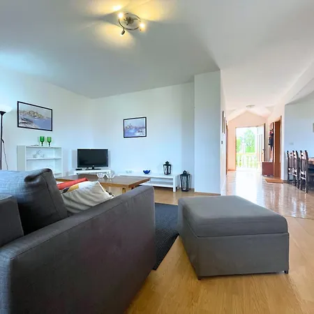 Διαμέρισμα Irini Njivice